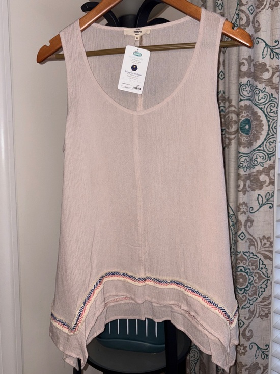 entro Tops - Entro Boutique Embroidered Boho Hem Tank Top, women’s Medium